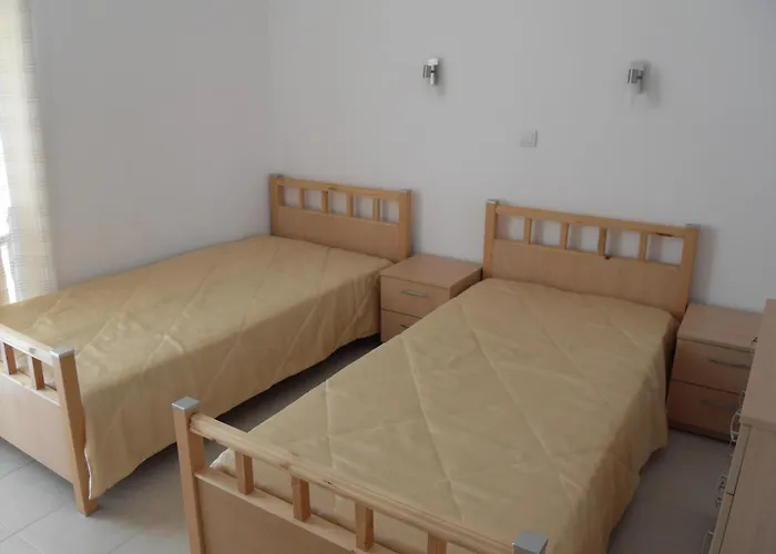 Hilltop ヴィラ ブルガス